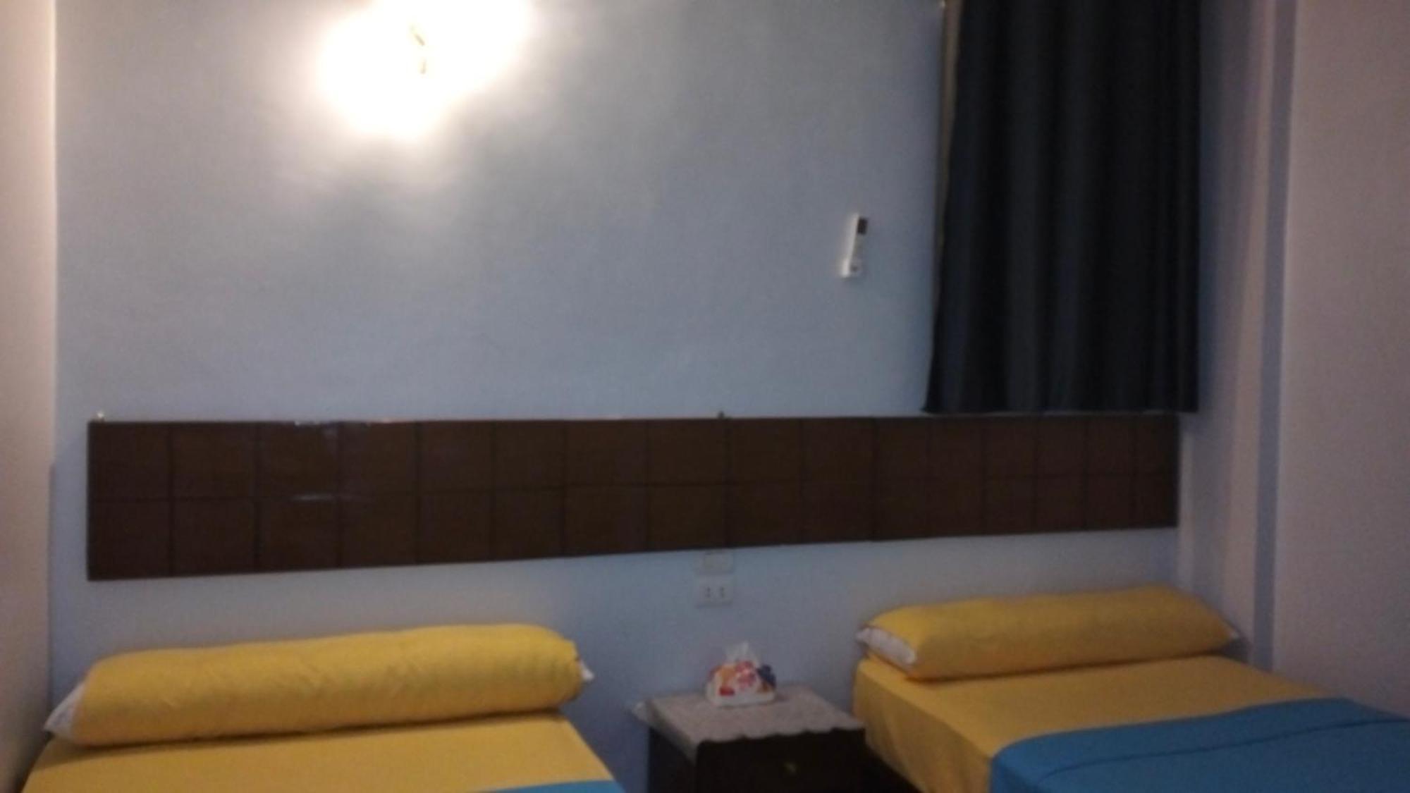 Onaty Narty Guest House أسوان الغرفة الصورة
